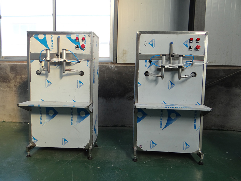 半自动柱塞式灌装机